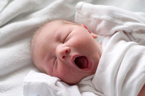 những điều cần biết về nhịp thở của trẻ sơ sinh